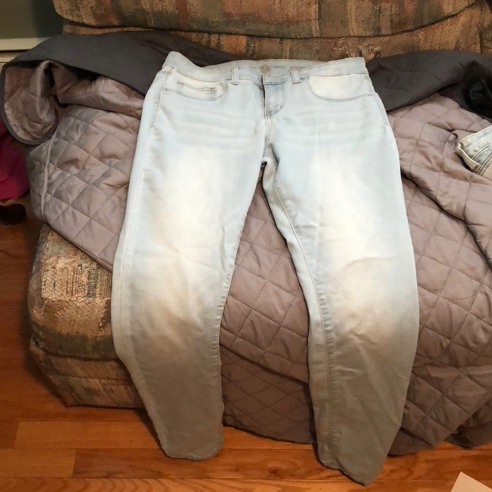 Light Wash Jegging Jeans